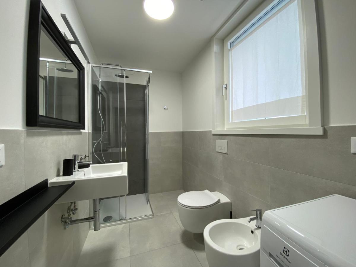 Podium Apartamento Lido di Jesolo Exterior foto